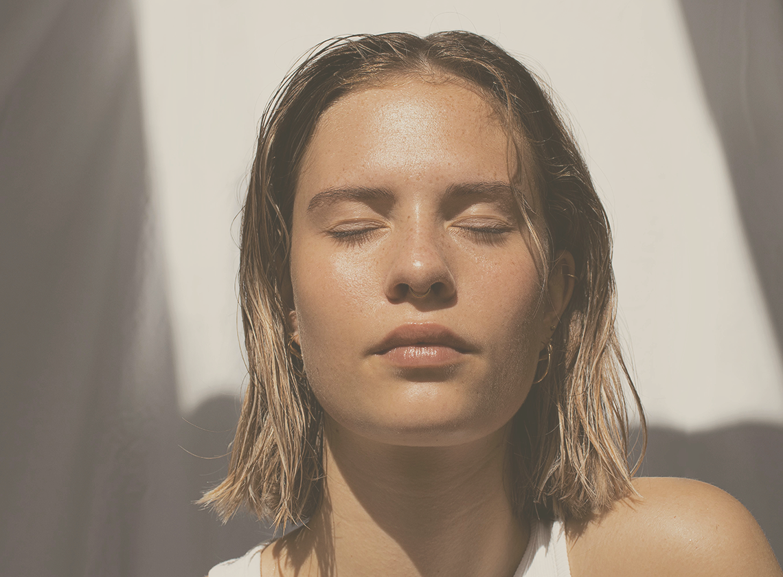 How to Manage Oily Skin the Right Way